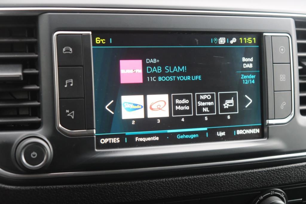 Peugeot e-Expert 75 kWh 136pk Standard Premium | 3 Zits | Navi | App-Connect | Airco | Cruise | PDC | Trekhaak afbeelding 10