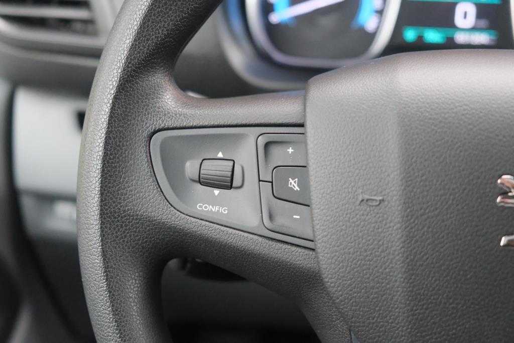 Peugeot e-Expert 75 kWh 136pk Standard Premium SOH 92.9% | 3 Zits | Navi | App-Connect | Airco | Cruise | PDC | Trekhaak afbeelding 16