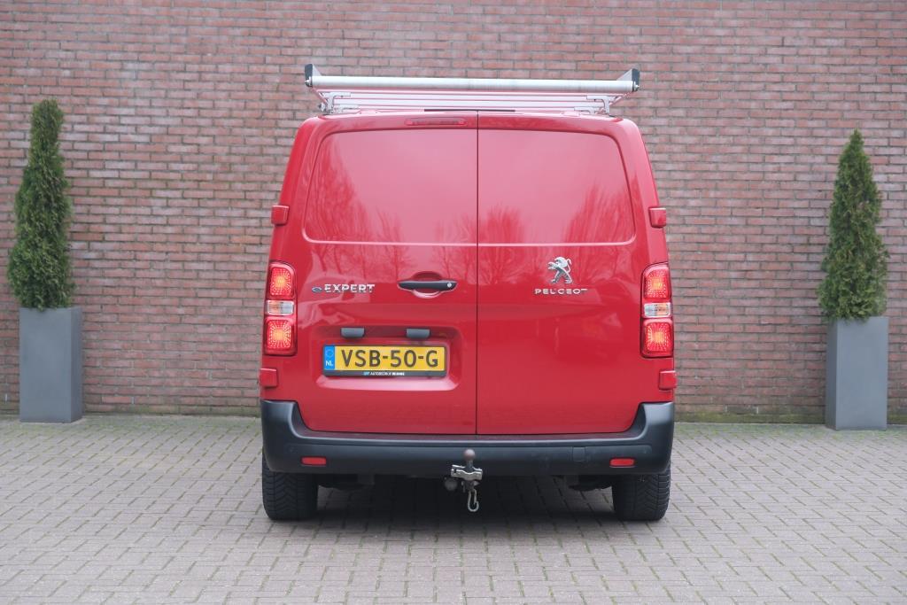 Peugeot e-Expert 75 kWh 136pk Standard Premium SOH 92.9% | 3 Zits | Navi | App-Connect | Airco | Cruise | PDC | Trekhaak afbeelding 21