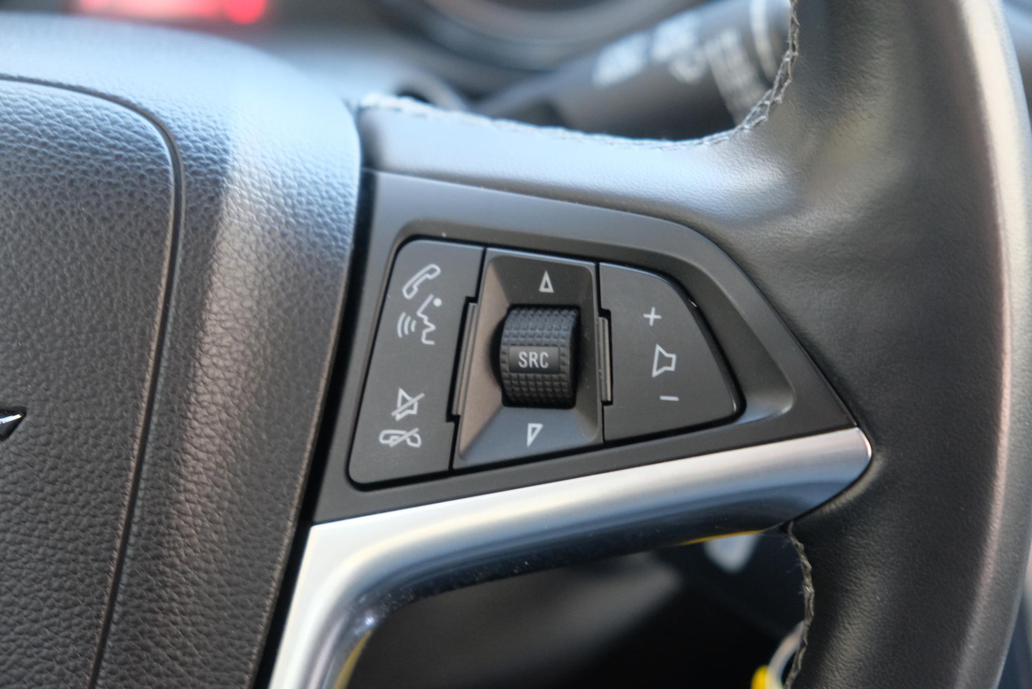 Opel Mokka 1.4 Turbo 140pk Aut. Cosmo | Navi | Camera | Trekhaak | Zomer+Winterbanden afbeelding 16