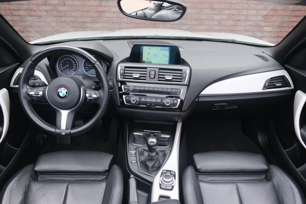 BMW 2 Serie 220i 184pk Cabrio Business | Navi | Climate | Cruise | Stoelverwarming | Leder | PDC afbeelding 8