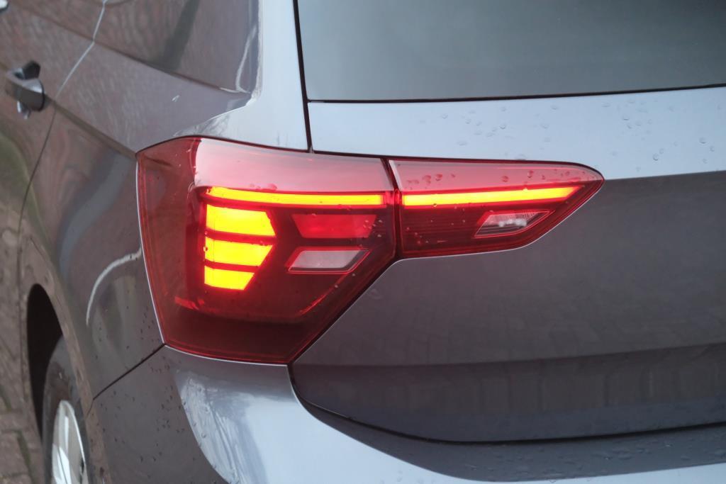 Volkswagen Polo 1.0 TSi 95pk Life Business | App Connect | Climate | Adaptive Cruise | Blind Spot | Stoelverwarming | PDC afbeelding 27