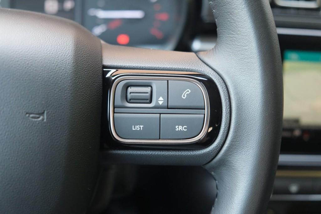 Citroën C3 1.2 PureTech 110pk EAT6 Max | Navi | Climate | Keyless | Camera| Full LED | PDC afbeelding 21