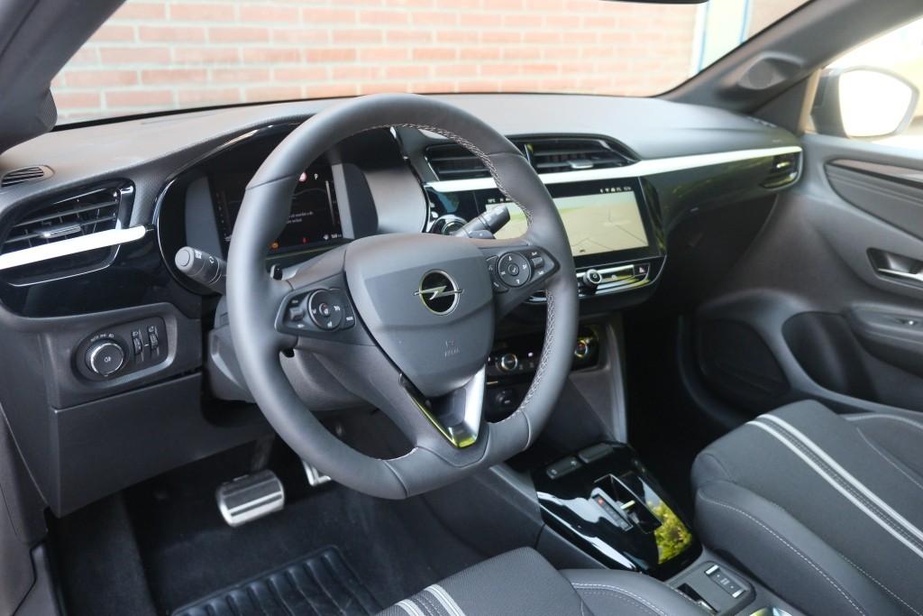 Opel Corsa 1.2 Turbo 130pk EAT8 GS | Navi | App Connect | Climate | Full LED | Panoramadak | Camera | Blind Spot | Winter Pakket afbeelding 8