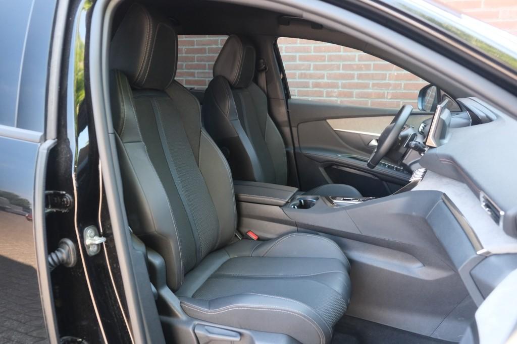 Peugeot 5008 1.2 PureTech 130pk EAT8 GT | Black Pack | Navi | App Connect | Adaptive Cruise | Keyless | Elektrische Achterklep afbeelding 3