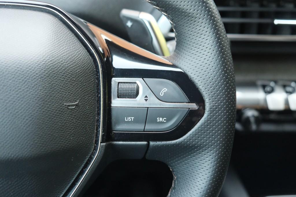 Peugeot 5008 1.2 PureTech 130pk EAT8 GT | Black Pack | Navi | App Connect | Adaptive Cruise | Keyless | Elektrische Achterklep afbeelding 24