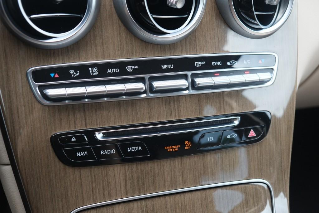 Mercedes-Benz GLC 250 211pk Aut. 4MATIC Prestige | Navi | Climate | Camera | Elektrische Achterklep | 20" velgen afbeelding 15