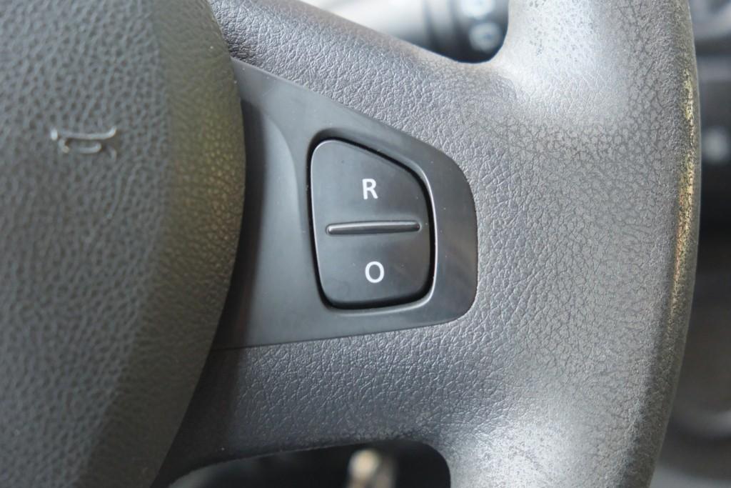 Renault Trafic 1.6 dCi 120pk T29 L2H1 Dubbel Cabine Comfort | Rolstoellift | Marge Bus | Airco | Cruise | PDC | Trekhaak afbeelding 15