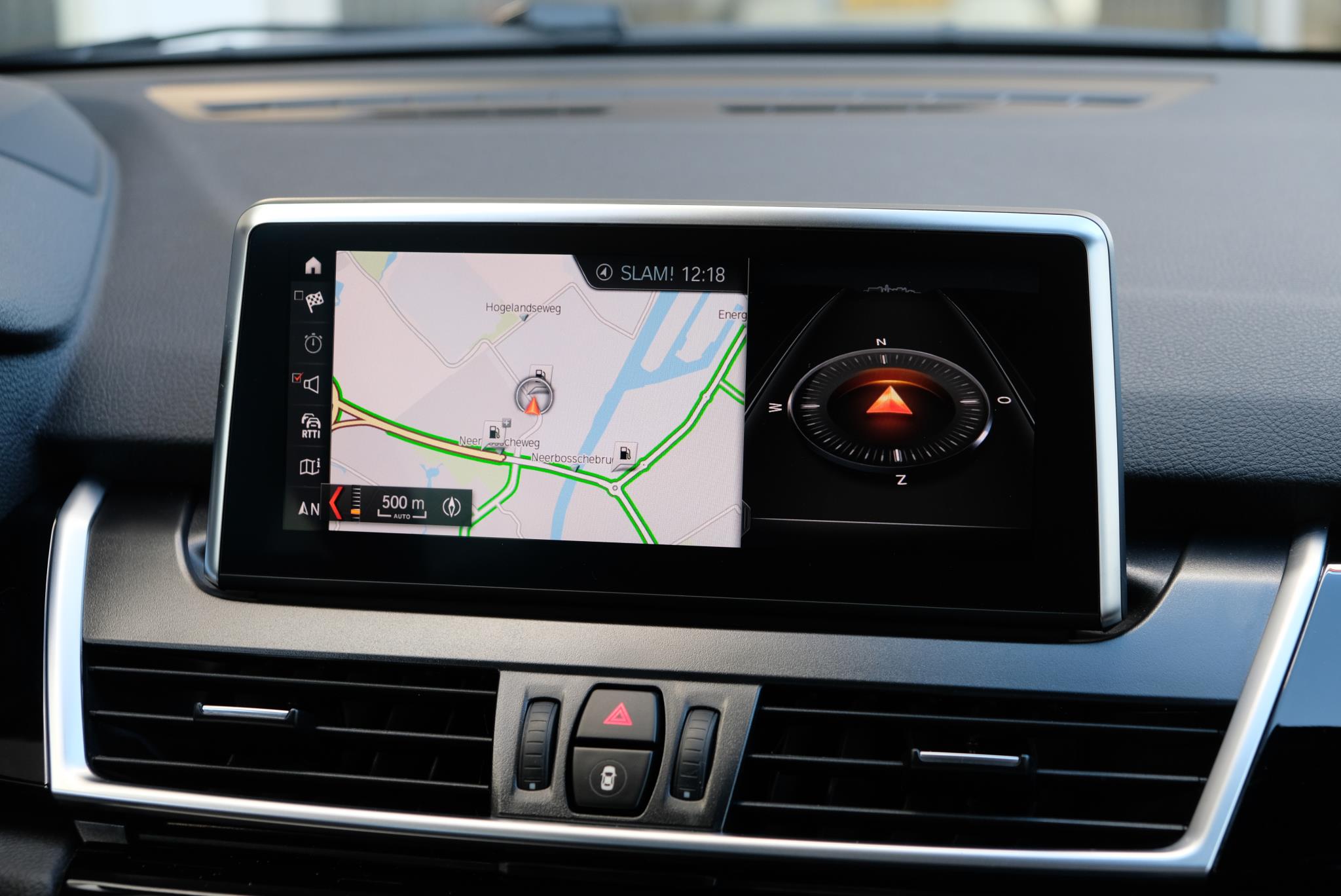 BMW 2 Serie 220i 192pk Aut. Active Tourer M Sport | Navi | Full LED | Panoramadak | Head-up Display | Camera | Climate afbeelding 10