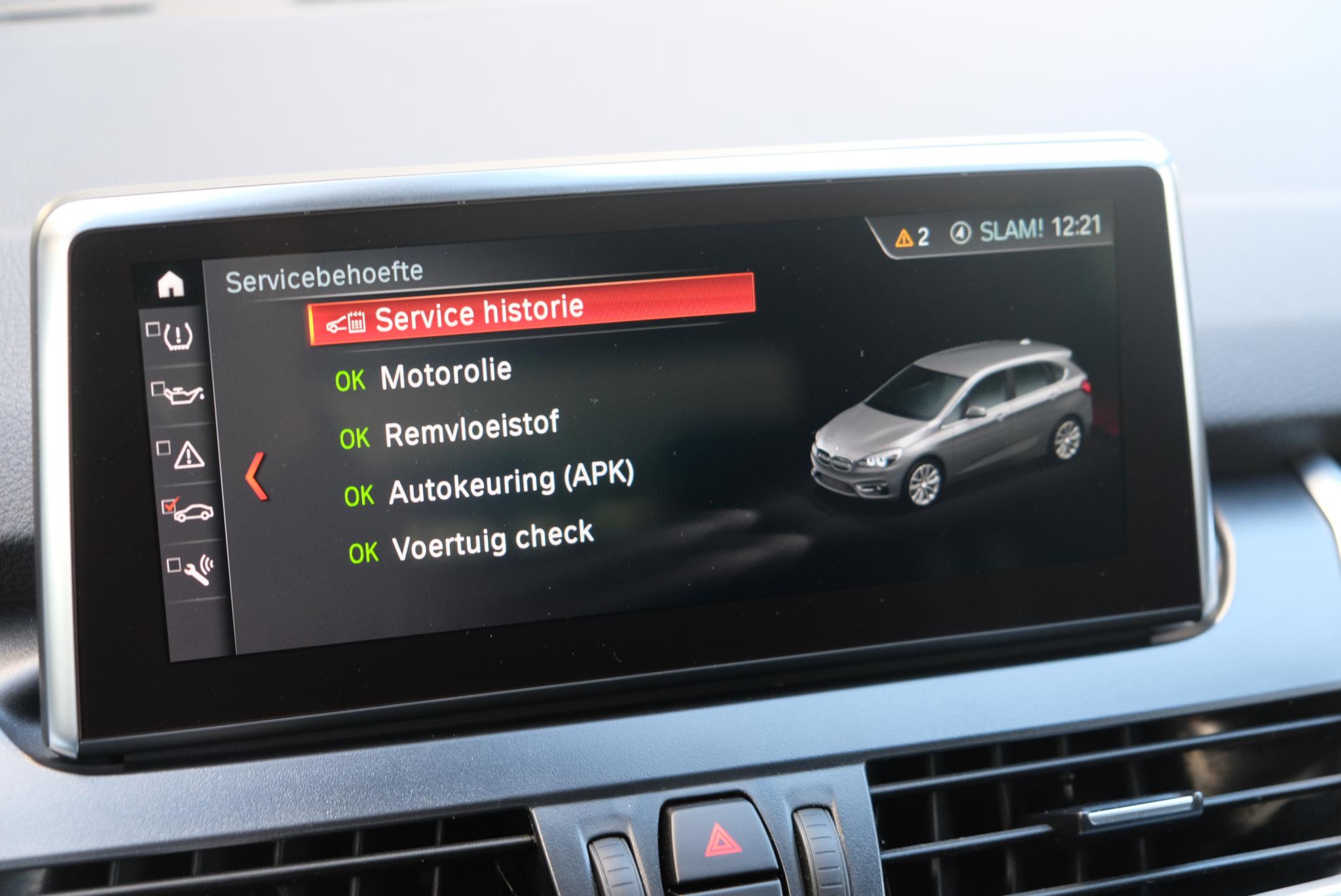 BMW 2 Serie 220i 192pk Aut. Active Tourer M Sport | Navi | Full LED | Panoramadak | Head-up Display | Camera | Climate afbeelding 25