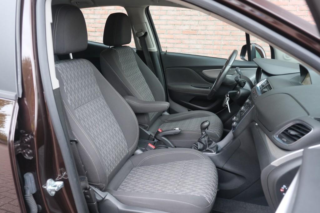 Opel Mokka 1.6 116pk Edition | Navi | Climate | Cruise | Trekhaak afbeelding 3