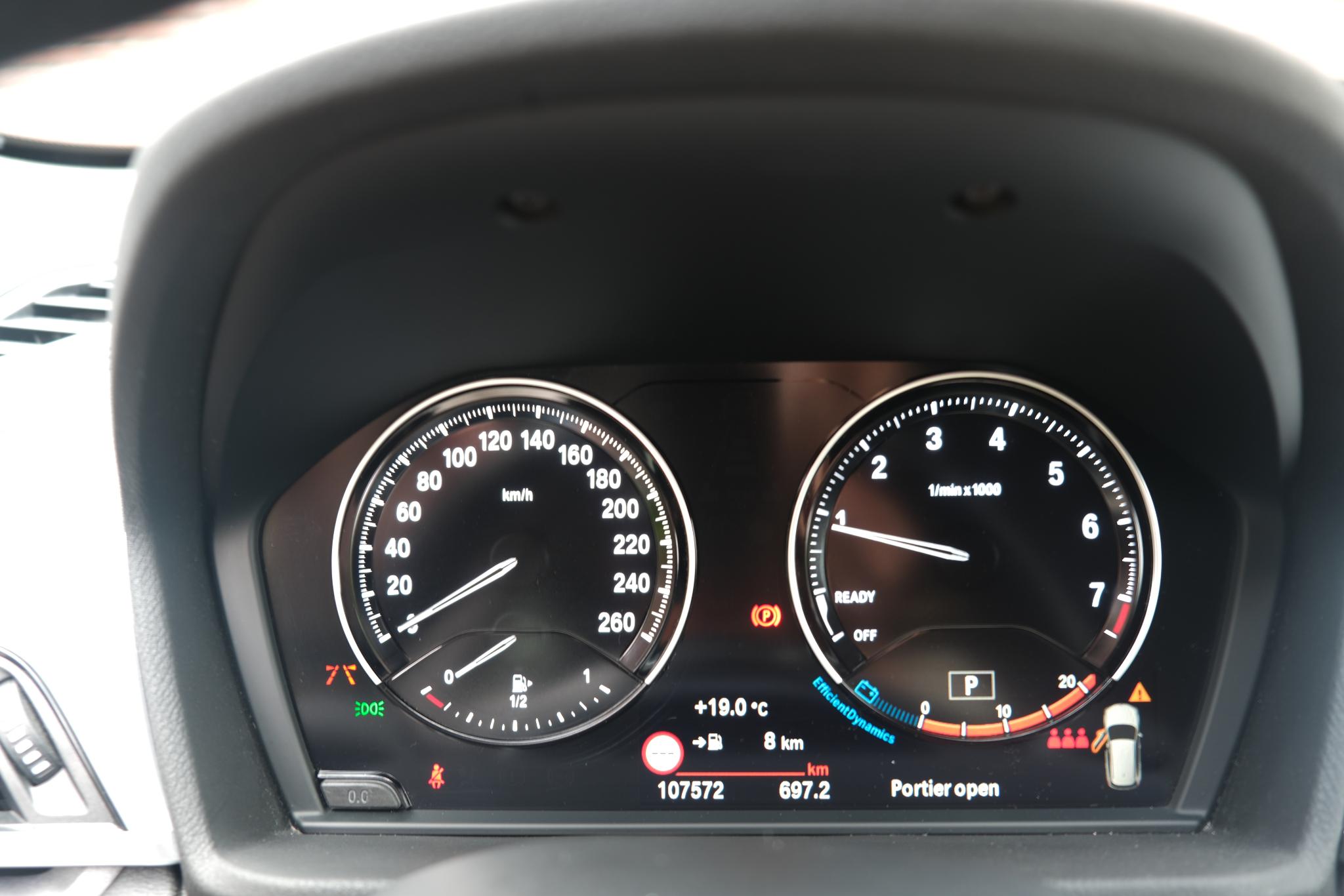 BMW X1 sDrive18i 140pk Aut. High Executive | Navi | Climate | Leder | Head-up Display | Elektrische Achterklep | Stoelverwarming | PDC afbeelding 10
