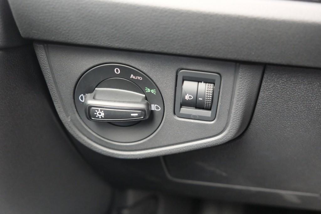 Volkswagen Polo 1.0 TSi 95pk Life Business | App Connect | Climate | Adaptive Cruise | Blind Spot | Stoelverwarming | PDC afbeelding 10