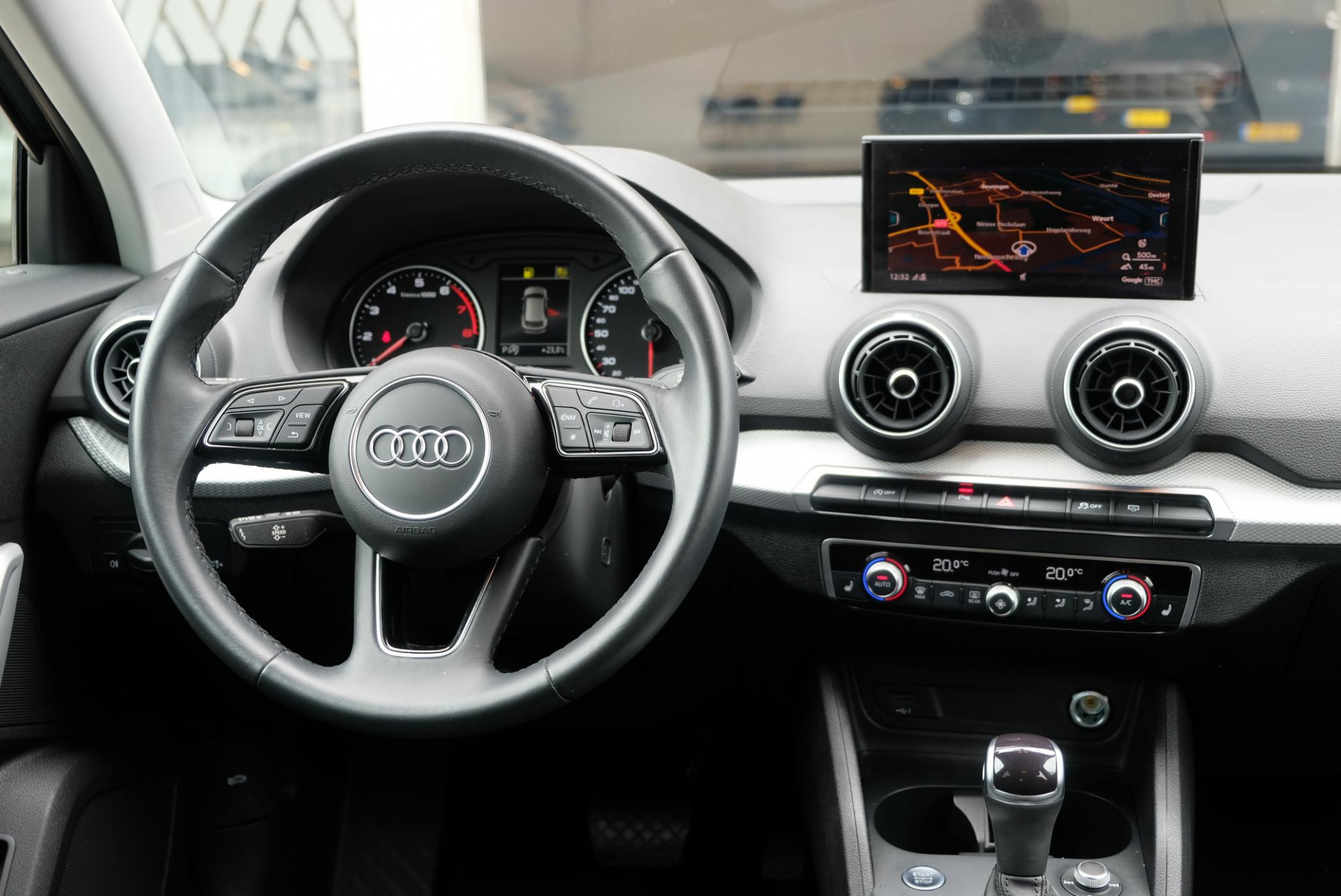 Audi Q2 35 TFSi 150pk S-Tronic S Edition | S Line | Navi | App Connect | Climate | Keyless | Elektrische Achterklep | Stoelverwarming | Camera | PDC afbeelding 7