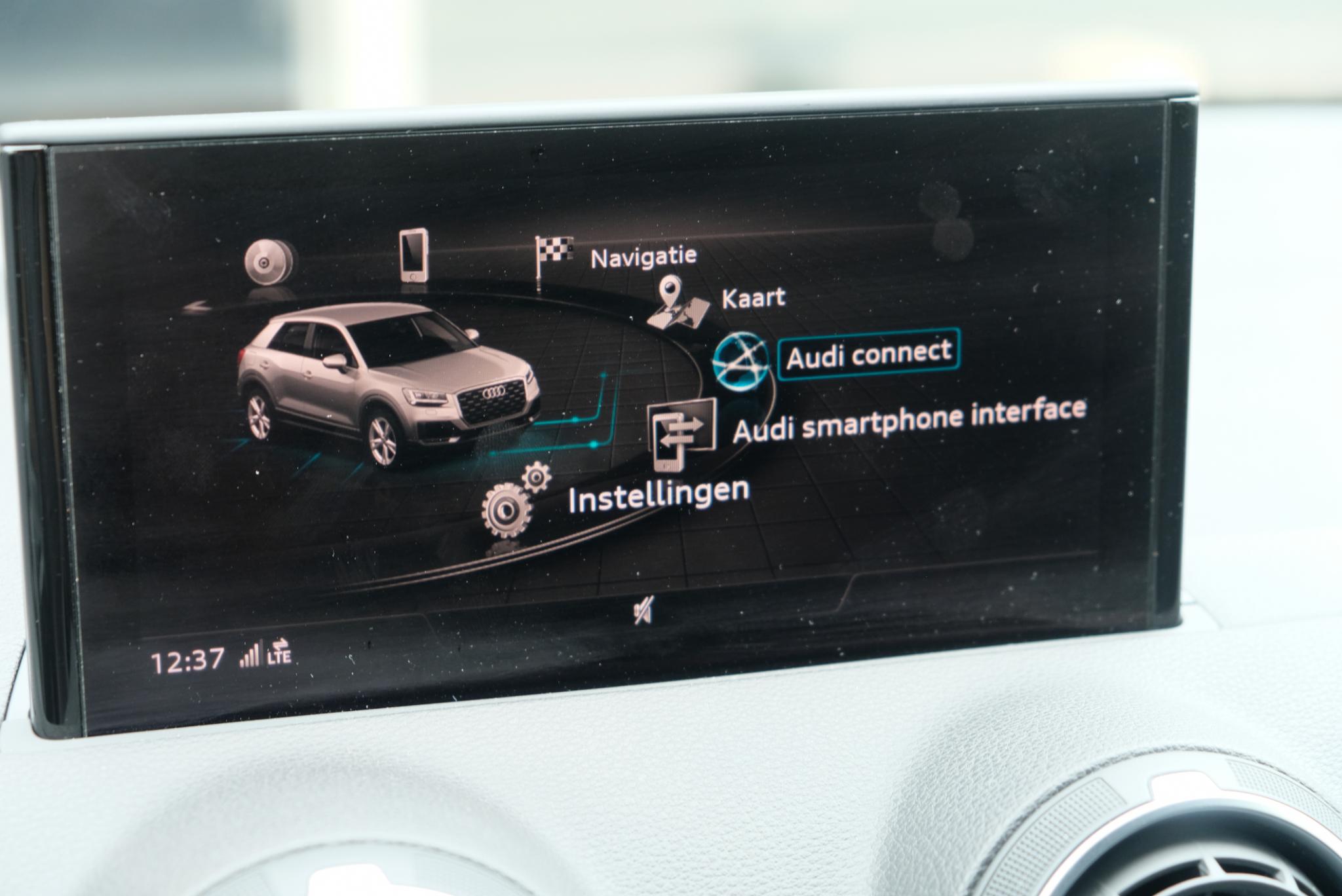 Audi Q2 35 TFSi 150pk S-Tronic S Edition | S Line | Navi | App Connect | Climate | Keyless | Elektrische Achterklep | Stoelverwarming | Camera | PDC afbeelding 19