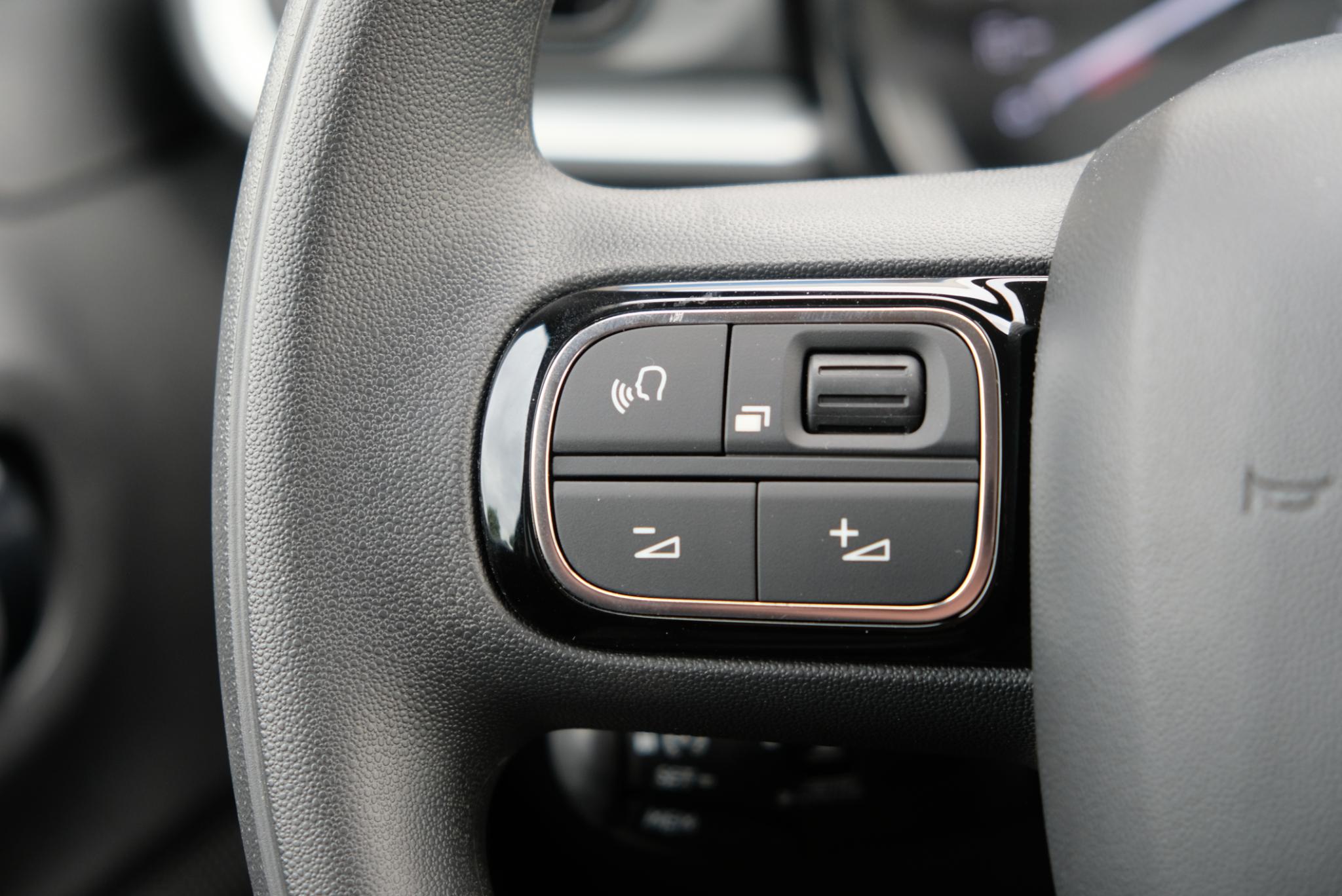 Citroën C3 1.2 PureTech 110pk Max | App Connect | Climate | Cruise | Full LED | DAB | PDC afbeelding 13