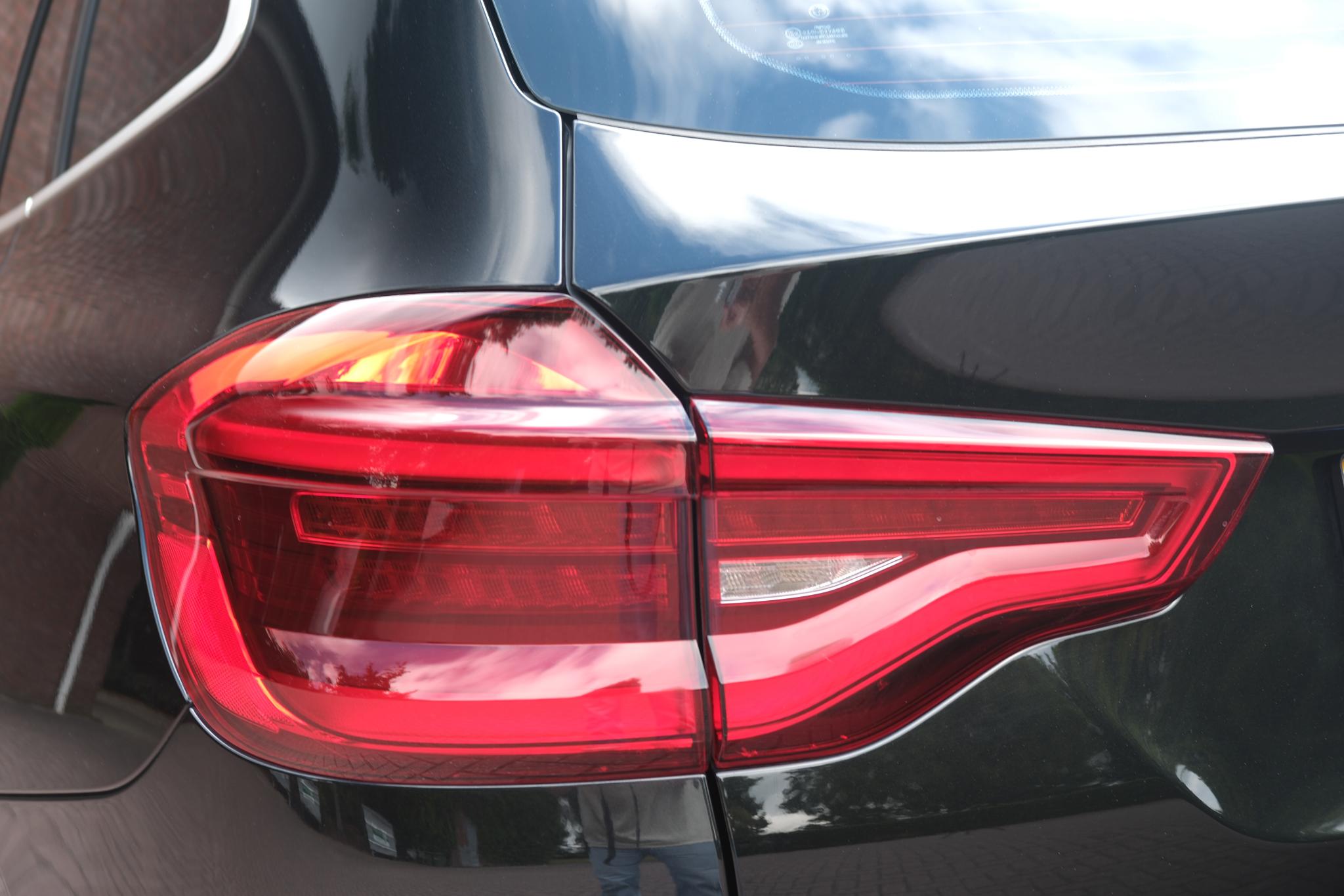 BMW X3 xDrive30i 225pk Aut. Executive | Navi | Climate | Adaptive Cruise | Elektrische Achterklep | Keyless | Stoelverwarming | Trekhaak afbeelding 23
