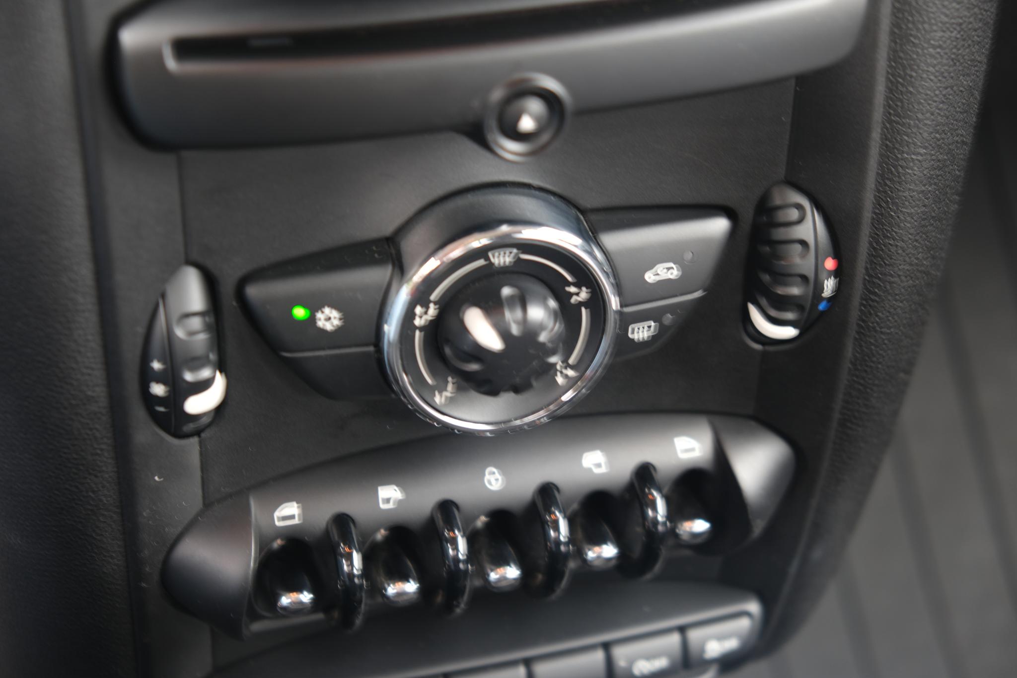 MINI Countryman 1.6 Cooper 122pk | Airco | Elektrische ramen | Mistlampen afbeelding 15