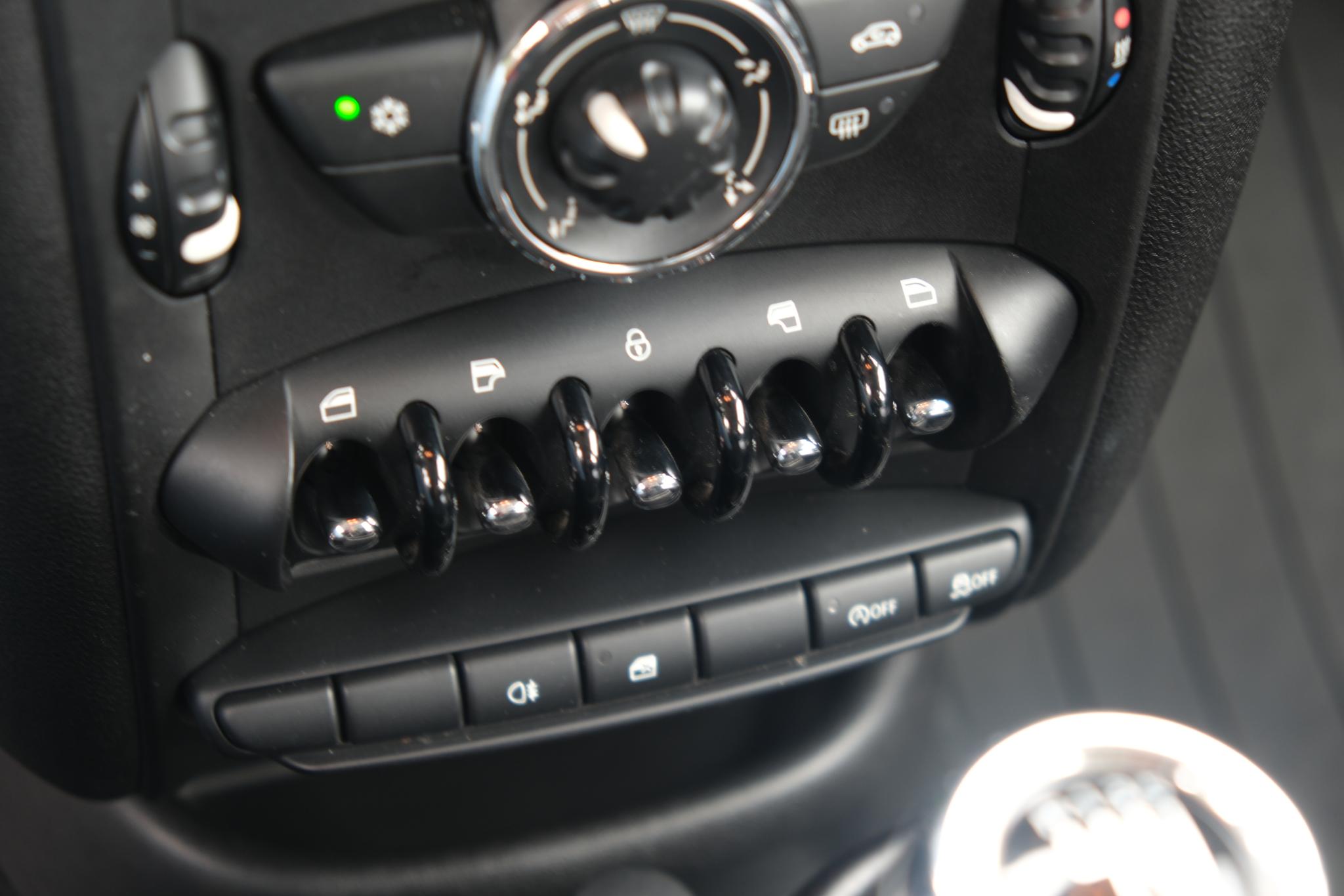 MINI Countryman 1.6 Cooper 122pk | Airco | Elektrische ramen | Mistlampen afbeelding 16