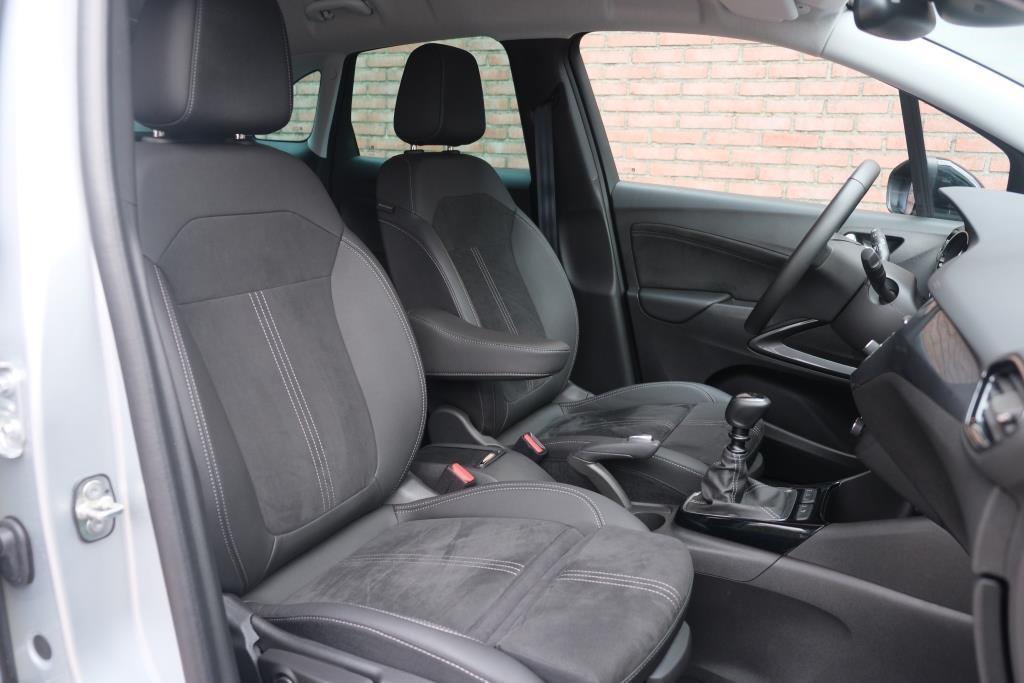 Opel Crossland 1.2 Turbo 110pk Ultimate | Navi | App Connect | Climate | Camera | Keyless | Blind Spot | PDC afbeelding 5
