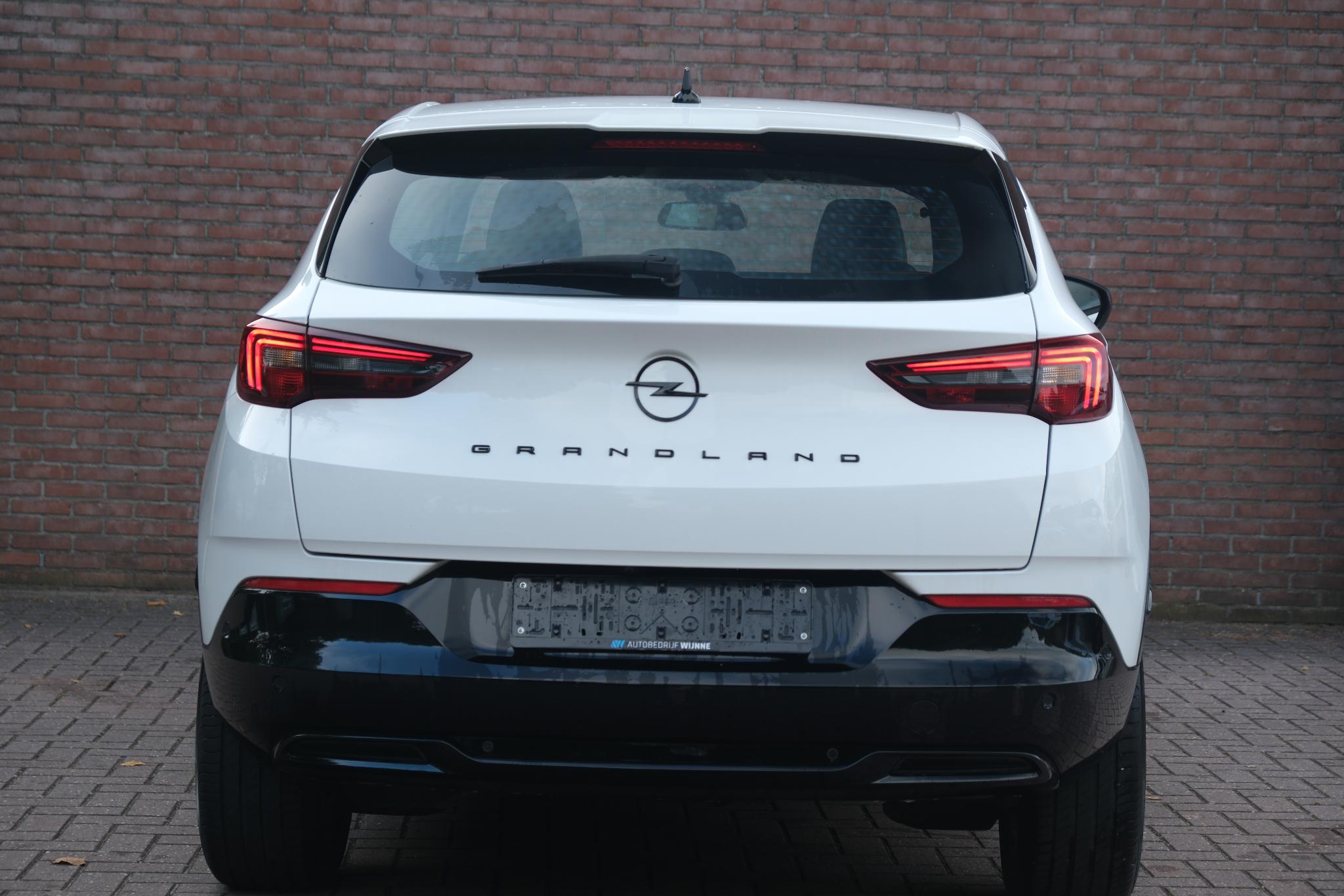 Opel Grandland 1.2 Turbo 130pk GS | Navi |  Climate | Cruise | Camera | Blind Spot | PDC | Winter Pakket afbeelding 24