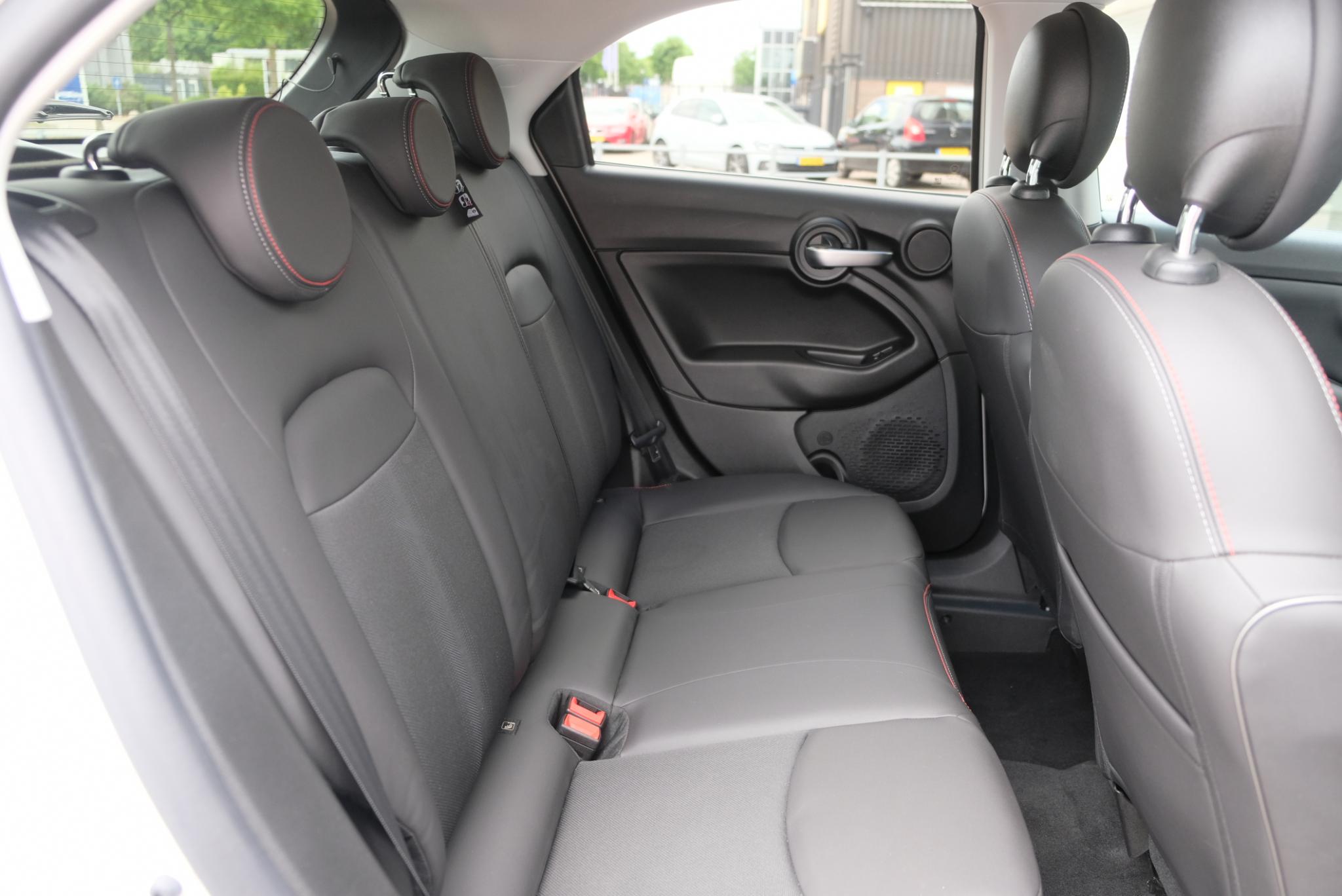 Fiat 500X 1.5 Hybrid 130pk DCT7 Sport Cabrio | Navi | App Connect | Climate | Camera | Blind Spot | PDC | Elektrisch Vouwdak afbeelding 10