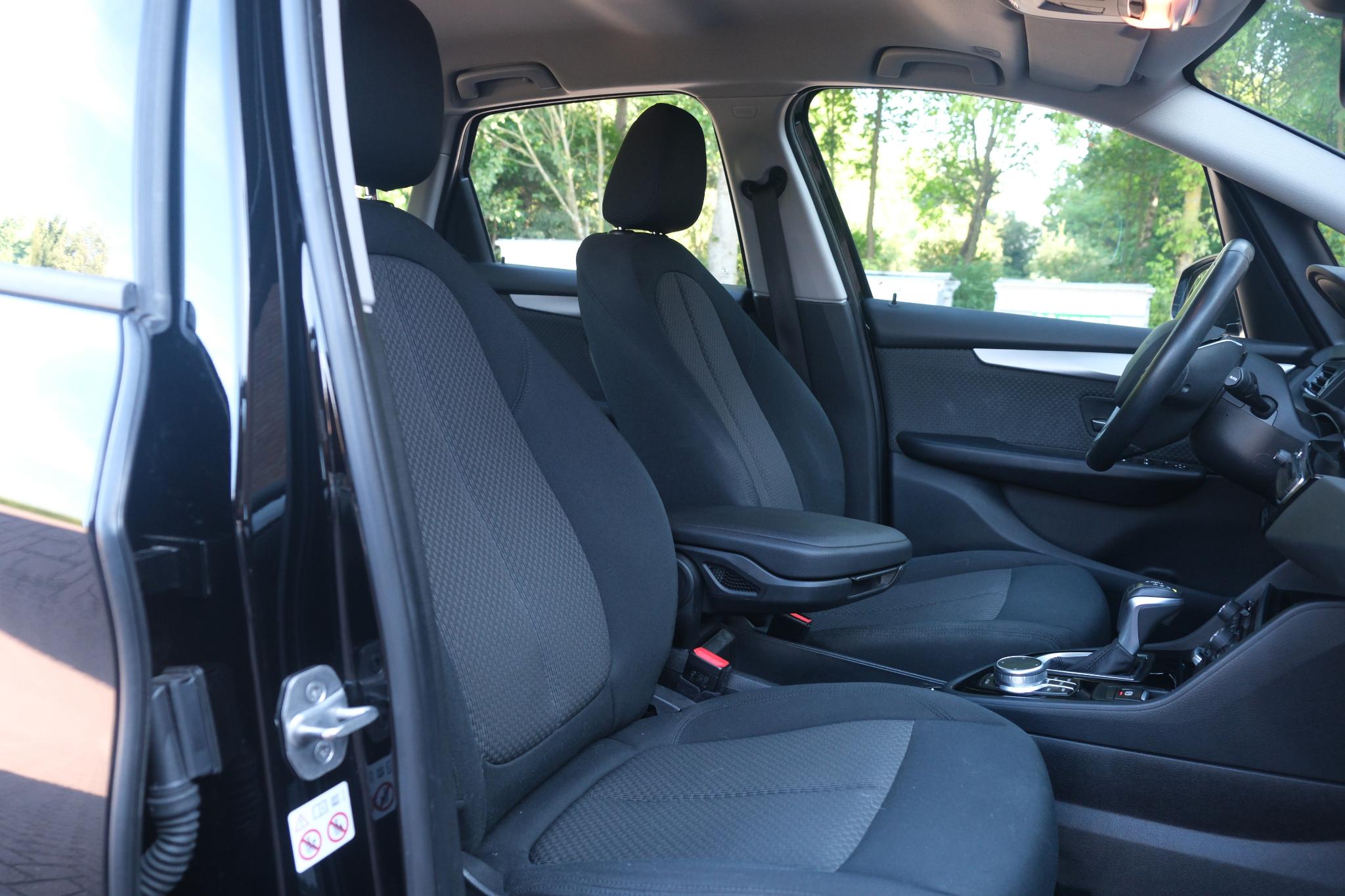 BMW 2 Serie 225xe iPerformance Active Tourer Executive | Navi | Climate | Cruise | Elektrisch Achterklep | Camera | PDC afbeelding 4