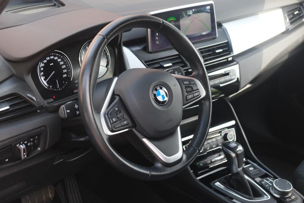 BMW 2 Serie 225xe iPerformance Active Tourer Executive | Navi | Climate | Cruise | Elektrisch Achterklep | Camera | PDC afbeelding 8