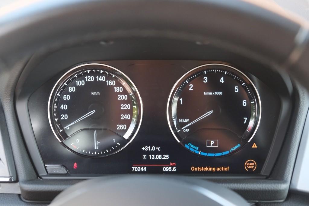 BMW 2 Serie 225xe iPerformance Active Tourer Executive | Navi | Climate | Cruise | Elektrisch Achterklep | Camera | PDC afbeelding 11