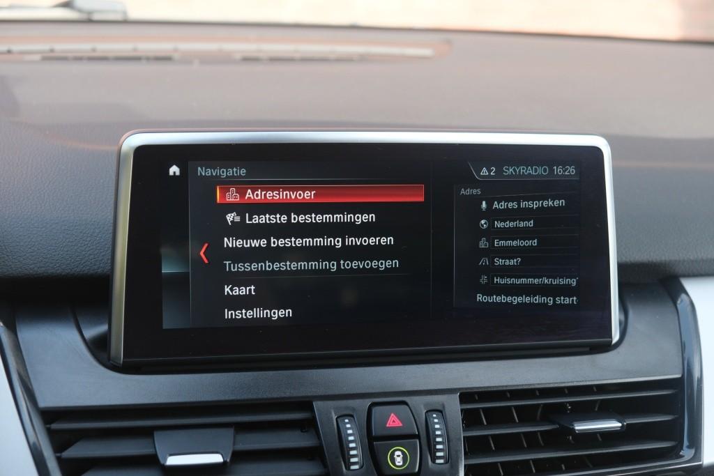 BMW 2 Serie 225xe iPerformance Active Tourer Executive | Navi | Climate | Cruise | Elektrisch Achterklep | Camera | PDC afbeelding 20