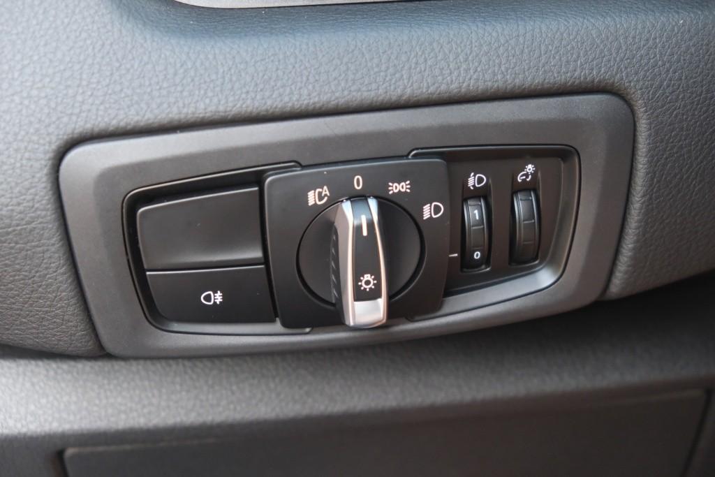 BMW 2 Serie 225xe iPerformance Active Tourer Executive | Navi | Climate | Cruise | Elektrisch Achterklep | Camera | PDC afbeelding 26