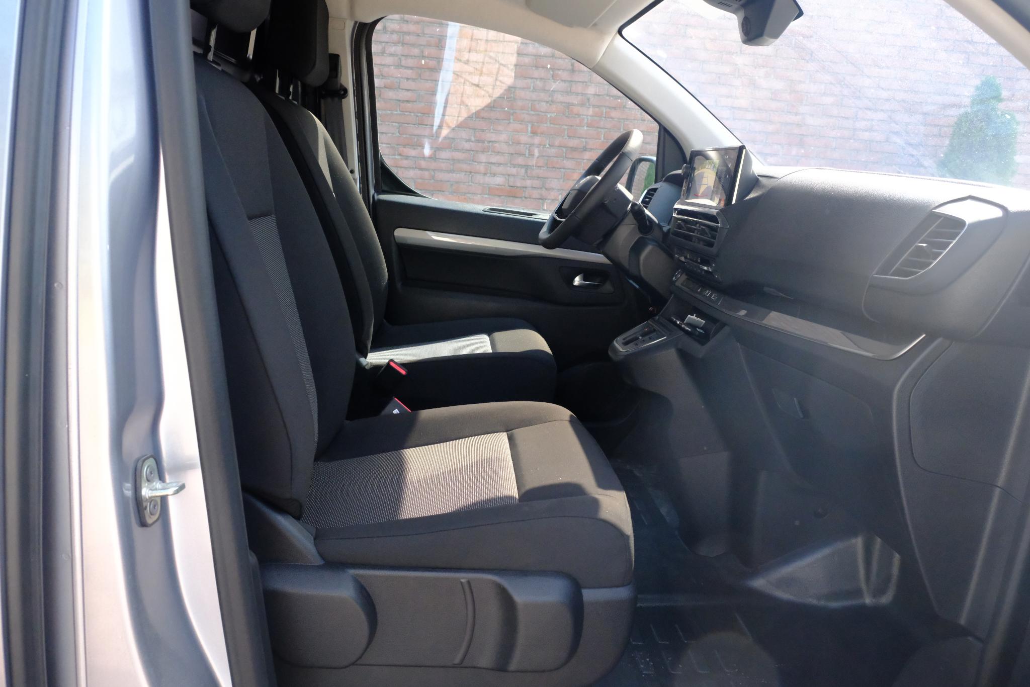 Citroën Jumpy 2.0 BlueHDi 180pk EAT8 L3 | Navi | App Connect | Climate | Cruise | Full LED | Keyless | Camera | PDC | Stuurwiel Verwarmd afbeelding 3