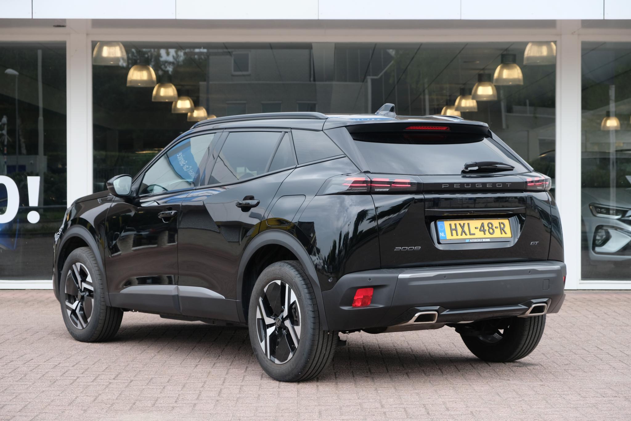 Peugeot 2008 1.2 PureTech 130pk EAT8 GT Pack | Navi | App Connect | Adaptive Cruise | Keyless | Alcantara | Camera | PDC afbeelding 38