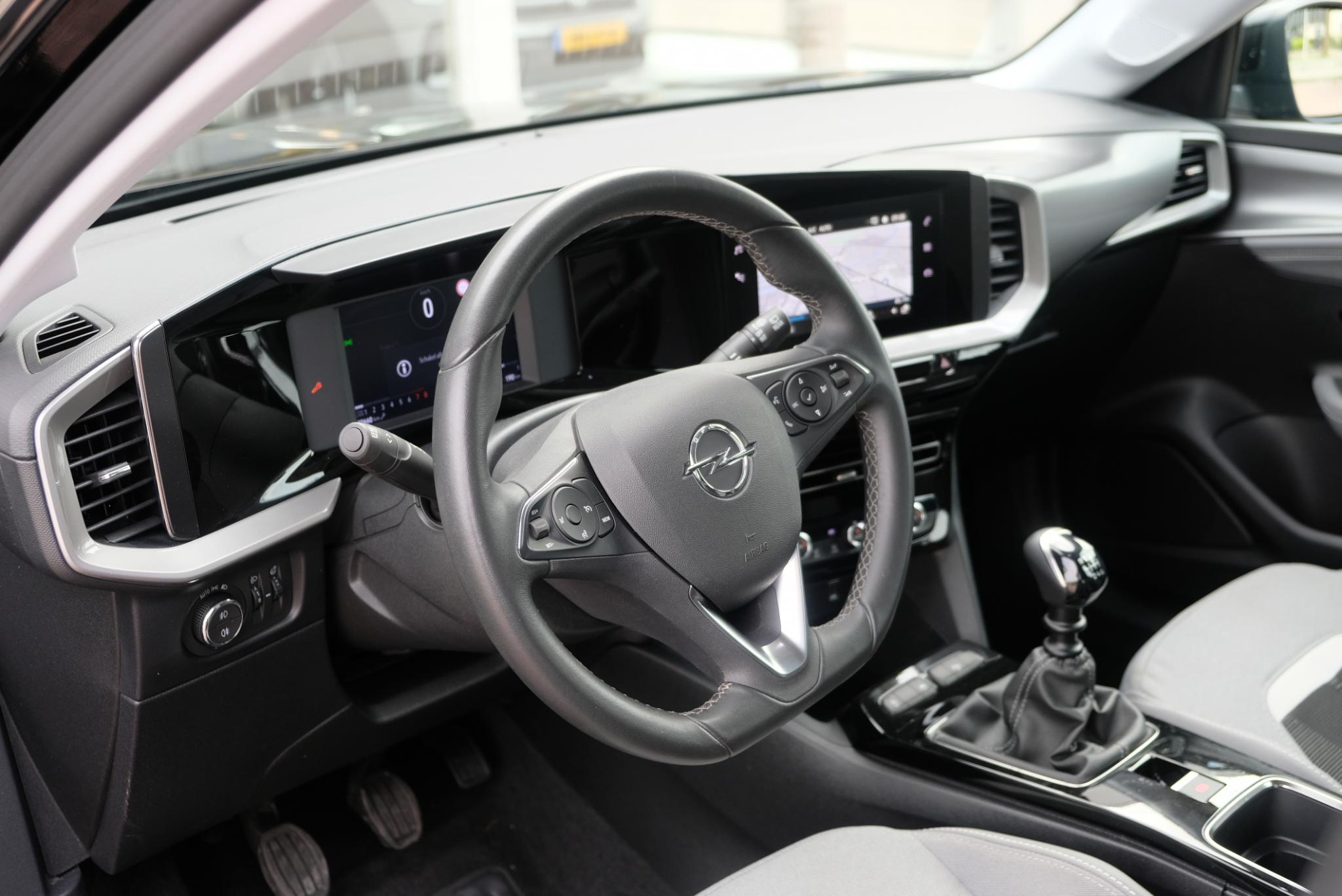 Opel Mokka 1.2 Turbo 136pk Elegance | Navi | App Connect | Climate | Cruise | Camera | Blind Spot | Keyless | PDC afbeelding 8