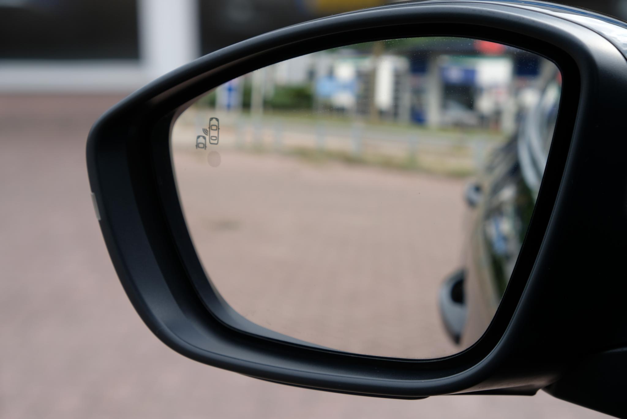 Opel Mokka 1.2 Turbo 136pk Elegance | Navi | App Connect | Climate | Cruise | Camera | Blind Spot | Keyless | PDC afbeelding 22