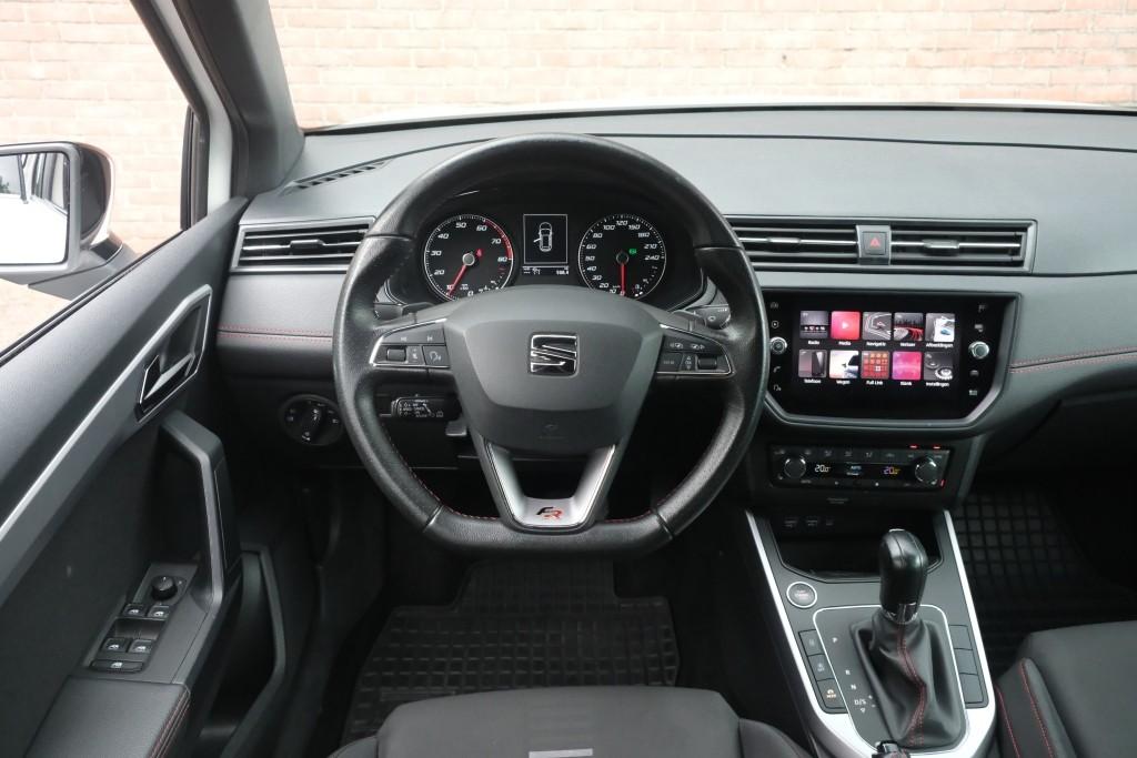 SEAT Arona 1.0 TSi 116pk DSG FR Business Intense | Navi | App Connect | Climate | Adaptive Cruise | Full LED | Stoelverwarming | PDC afbeelding 15