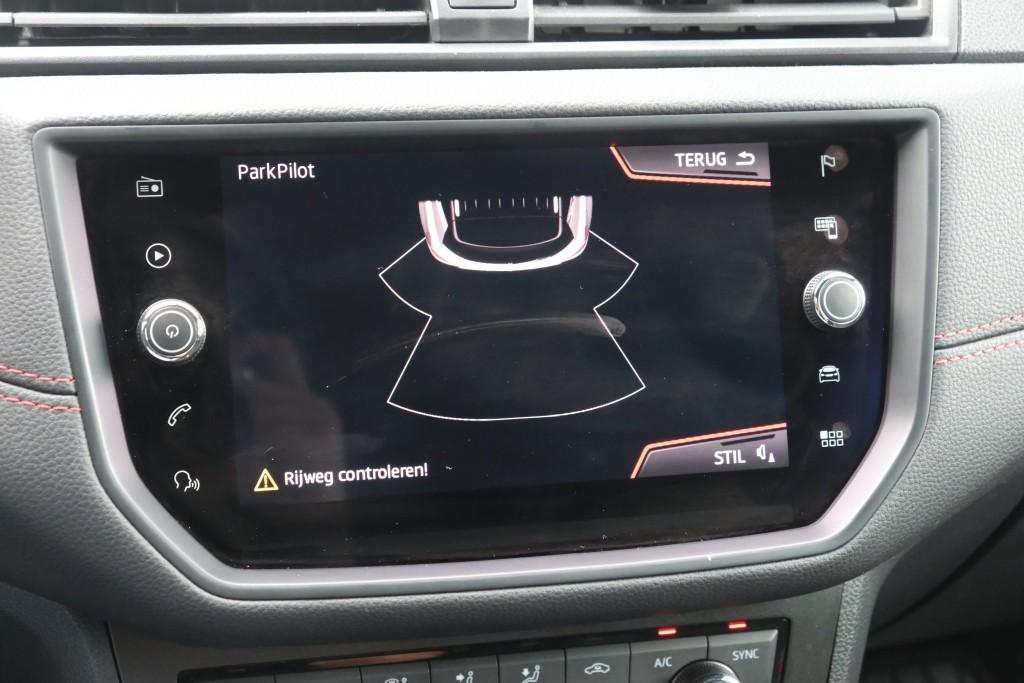 SEAT Arona 1.0 TSi 116pk DSG FR Business Intense | Navi | App Connect | Climate | Adaptive Cruise | Full LED | Stoelverwarming | PDC afbeelding 20