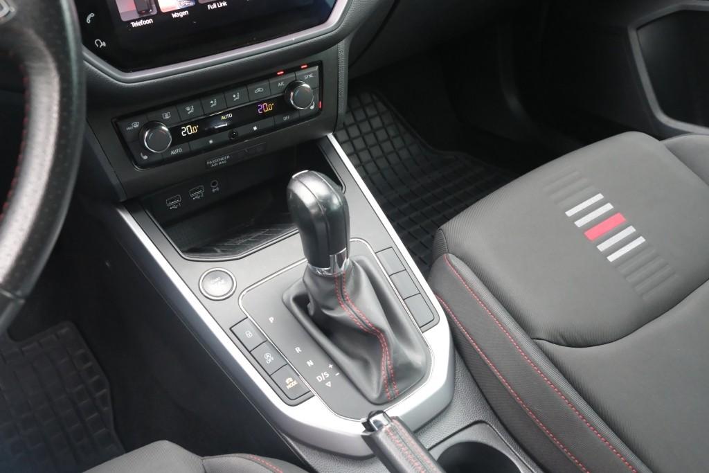 SEAT Arona 1.0 TSi 116pk DSG FR Business Intense | Navi | App Connect | Climate | Adaptive Cruise | Full LED | Stoelverwarming | PDC afbeelding 24