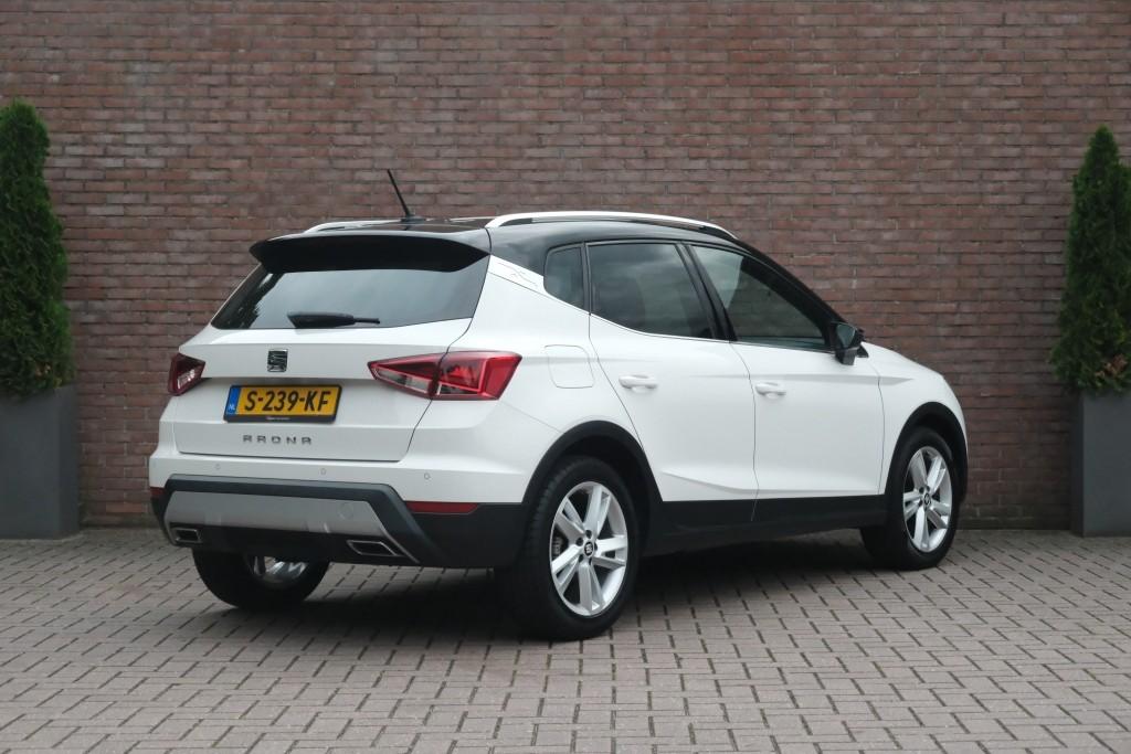 SEAT Arona 1.0 TSi 116pk DSG FR Business Intense | Navi | App Connect | Climate | Adaptive Cruise | Full LED | Stoelverwarming | PDC afbeelding 30