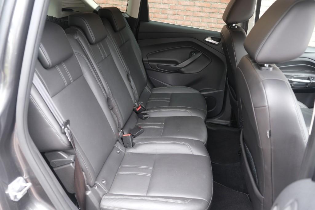Ford C-MAX 1.5 EcoBoost 150pk Aut. Titanium | Navi | Climate | Camera | Leder | Electrische Achterklep | Trekhaak | Winter Pakket afbeelding 3
