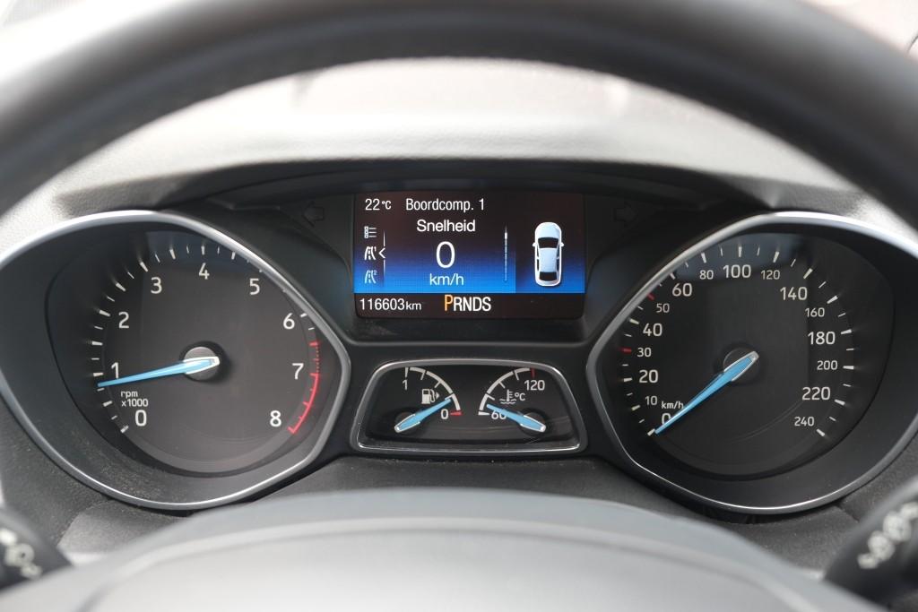 Ford C-MAX 1.5 EcoBoost 150pk Aut. Titanium | Navi | Climate | Camera | Leder | Electrische Achterklep | Trekhaak | Winter Pakket afbeelding 11