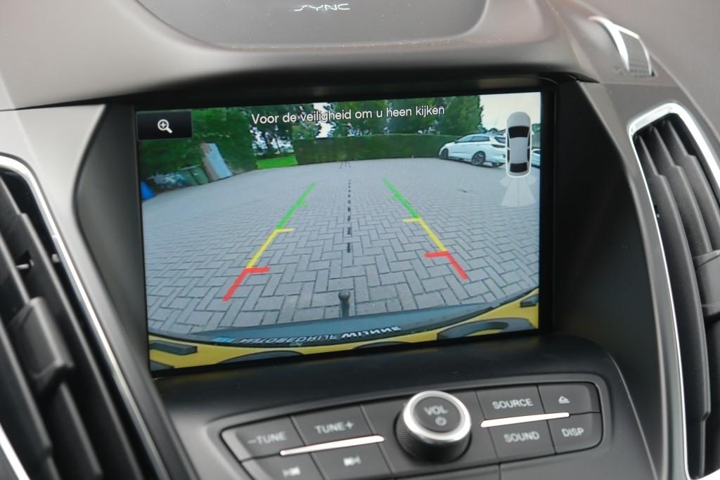 Ford C-MAX 1.5 EcoBoost 150pk Aut. Titanium | Navi | Climate | Camera | Leder | Electrische Achterklep | Trekhaak | Winter Pakket afbeelding 18