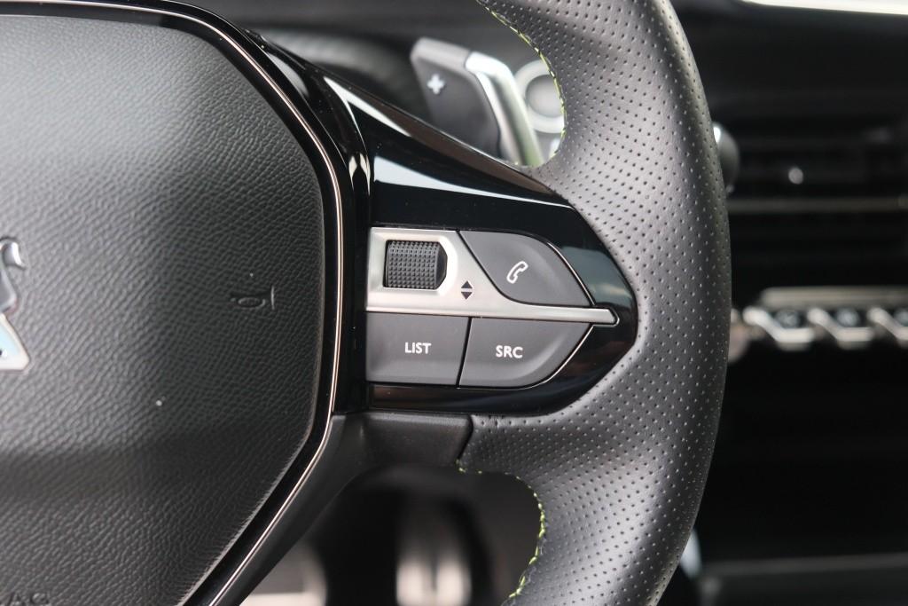 Peugeot 208 1.2 PureTech 100pk EAT8 GT | App-Connect | Navi | Climate | Panoramadak | Full LED | Camera afbeelding 9