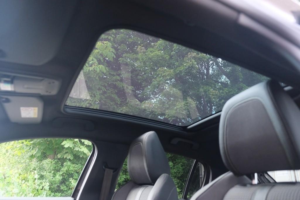 Peugeot 208 1.2 PureTech 100pk EAT8 GT | App-Connect | Navi | Climate | Panoramadak | Full LED | Camera afbeelding 24
