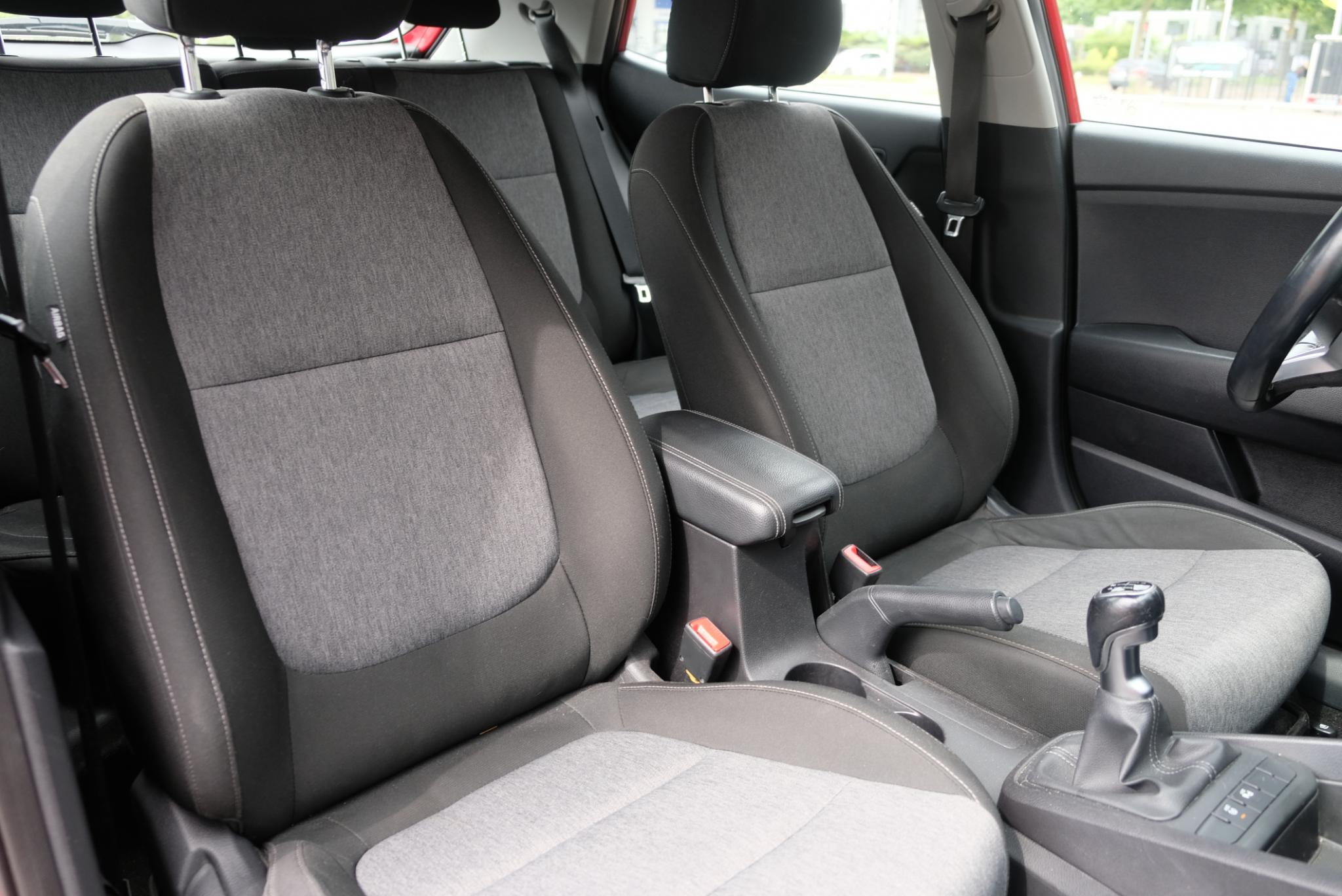 Kia Stonic 1.0 T-GDi 100pk DynamicLine | Navi | Trekhaak | Camera | Cruise afbeelding 9