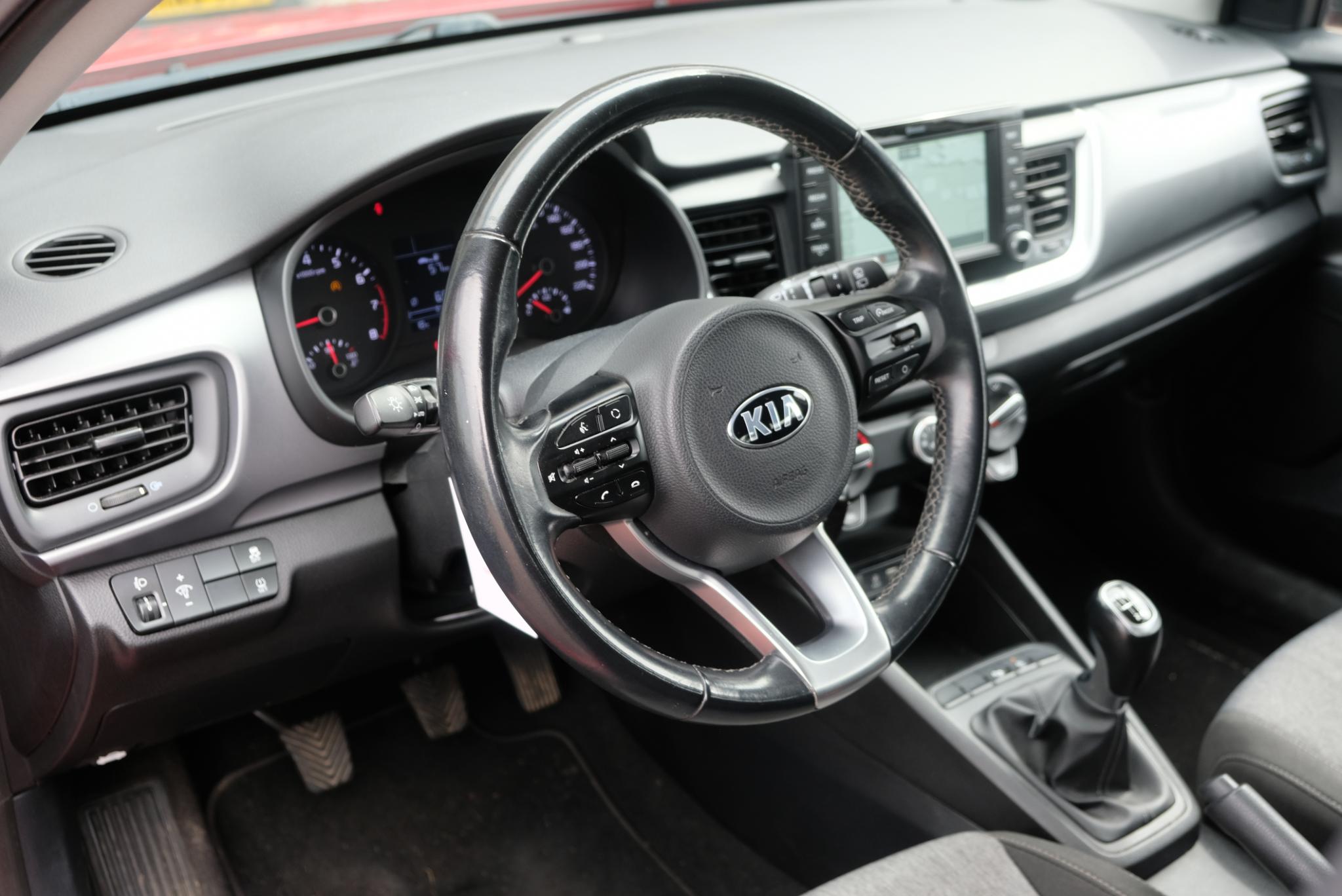 Kia Stonic 1.0 T-GDi 100pk DynamicLine | Navi | Trekhaak | Camera | Cruise afbeelding 16