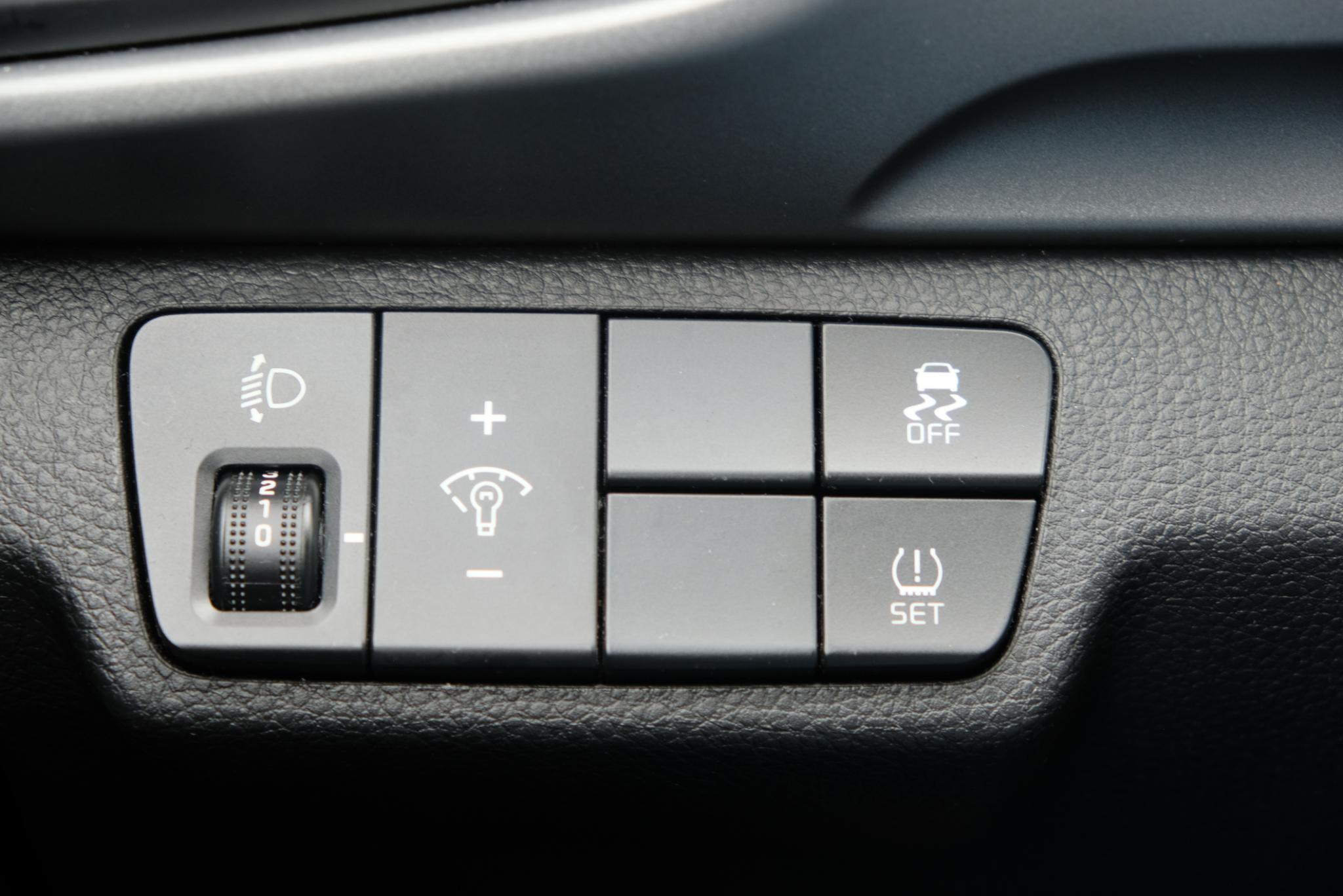 Kia Stonic 1.0 T-GDi 100pk DynamicLine | Navi | Trekhaak | Camera | Cruise afbeelding 19
