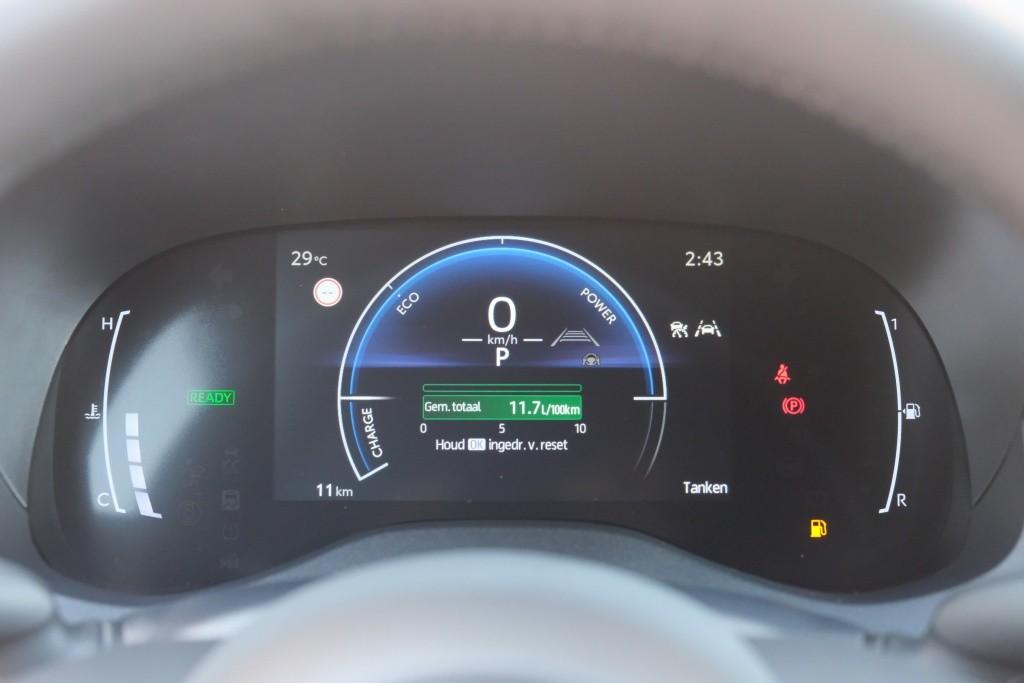 Toyota Yaris Cross 1.5 Hybrid 130pk CVT Teamplayer | App Connect | Climate | Adaptive Cruise | Full LED | Camera | Keyless | Blind Spot | Stoelverwarming afbeelding 11