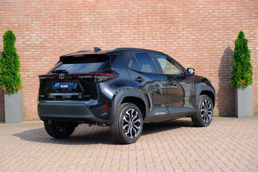 Toyota Yaris Cross 1.5 Hybrid 130pk CVT Teamplayer | App Connect | Climate | Adaptive Cruise | Full LED | Camera | Keyless | Blind Spot | Stoelverwarming afbeelding 29