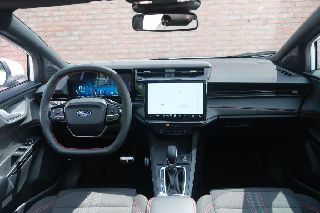 Ford Puma 1.0 EcoBoost Hybrid 125pk Aut. ST-Line | Nieuw Model ! | Navi | Climate | Adaptive Cruise | Camera | Panoramadak | Elektrische Achterklep | Winter Pakket afbeelding 7